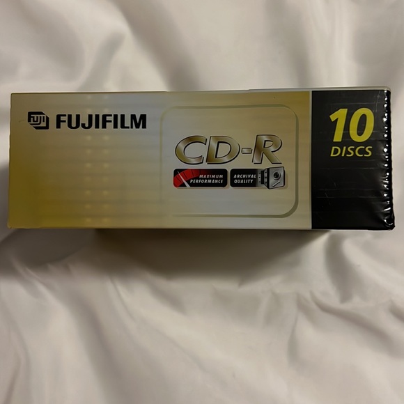 Fujifilm CD-R 10 Pack blank Recordable Compact Disk 80 Min NEW Sealed 700mb - Picture 3 of 4